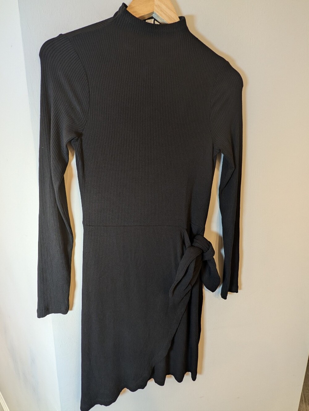 & Other Stories Black Ribbed Long-Sleeve Tie-Waist Mini Dress Size 4
